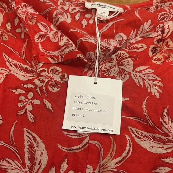 beachlunchlounge Pink and Red Peplum Cap Sleeve Blouse - Picture 2 of 3